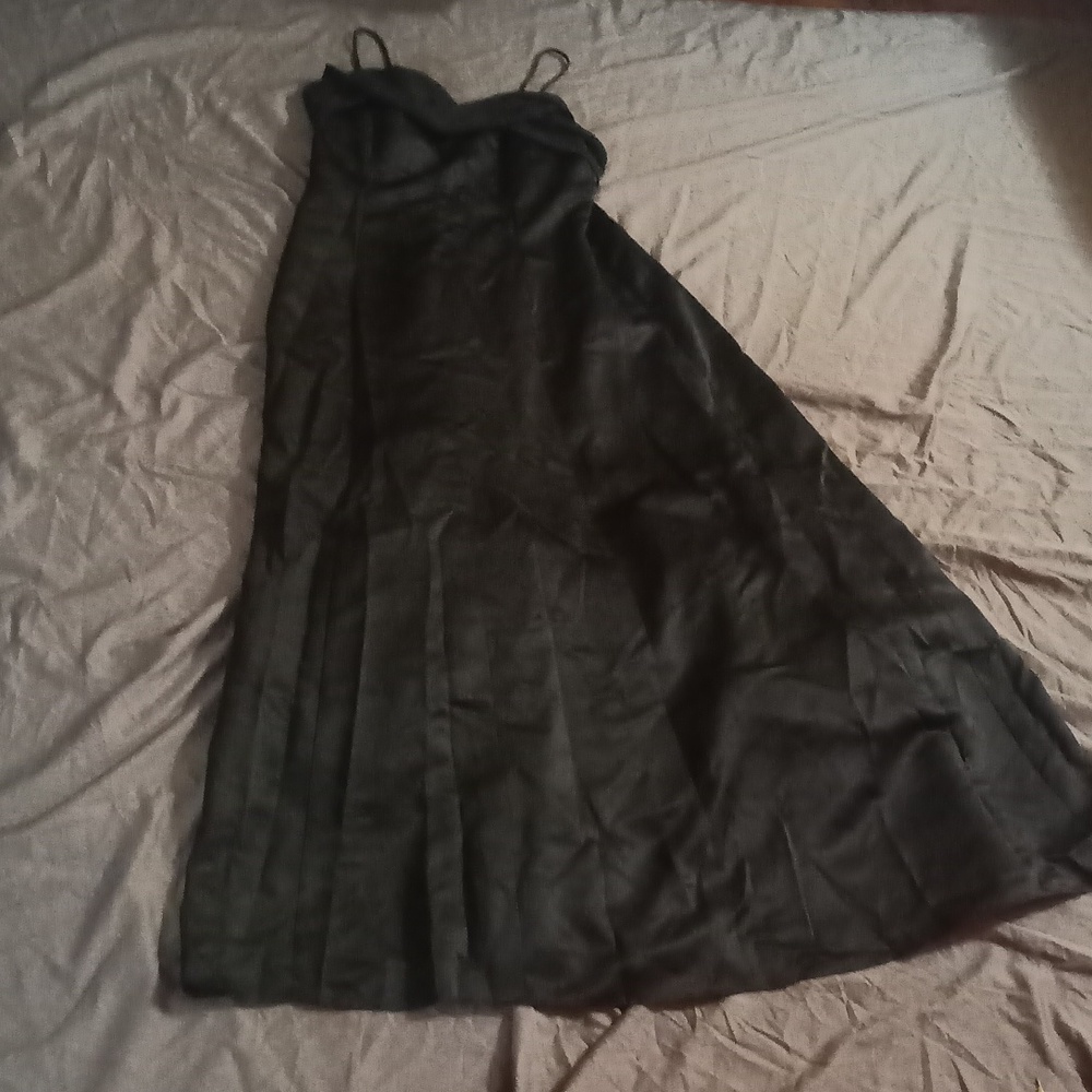 Black prom dress